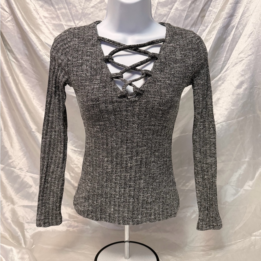 Women's Gray Ribbed Lace-Up Long Sleeve Top